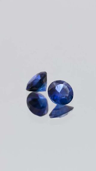 Natural Blue Sapphire thumbnail 2