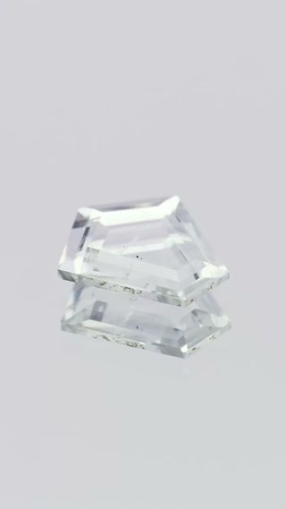 Natural White Sapphire Unheated thumbnail 2