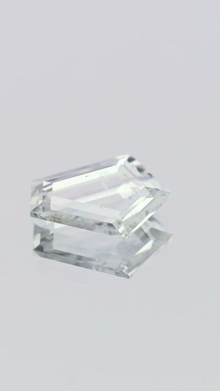 Natural White Sapphire Unheated thumbnail 5