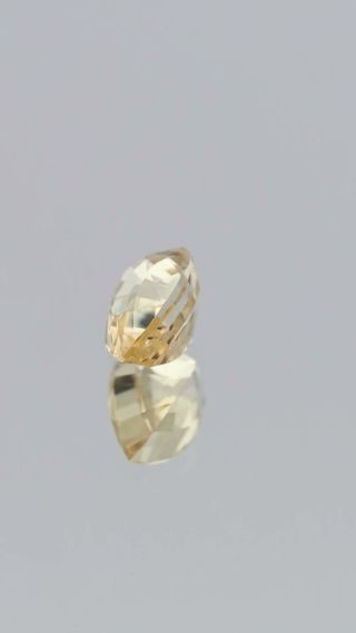 Natural Yellow Sapphire Unheated thumbnail 5