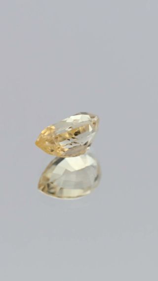 Natural Yellow Sapphire Unheated thumbnail 6